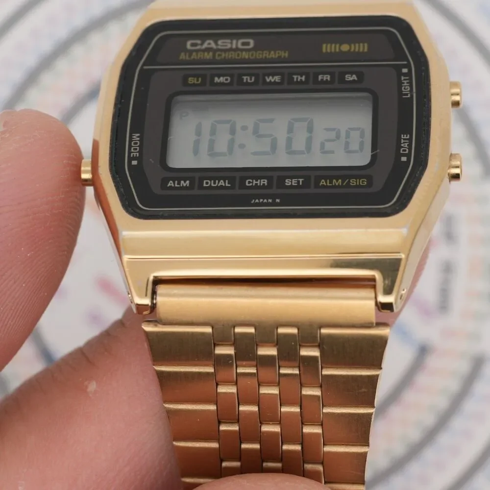 Vintage Casio 1980s A661G Slim Gold Digital Watch Module 237 Alarm Chronograph